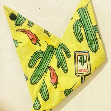 PAÑOLETA IMPERMEABLE TALLA M